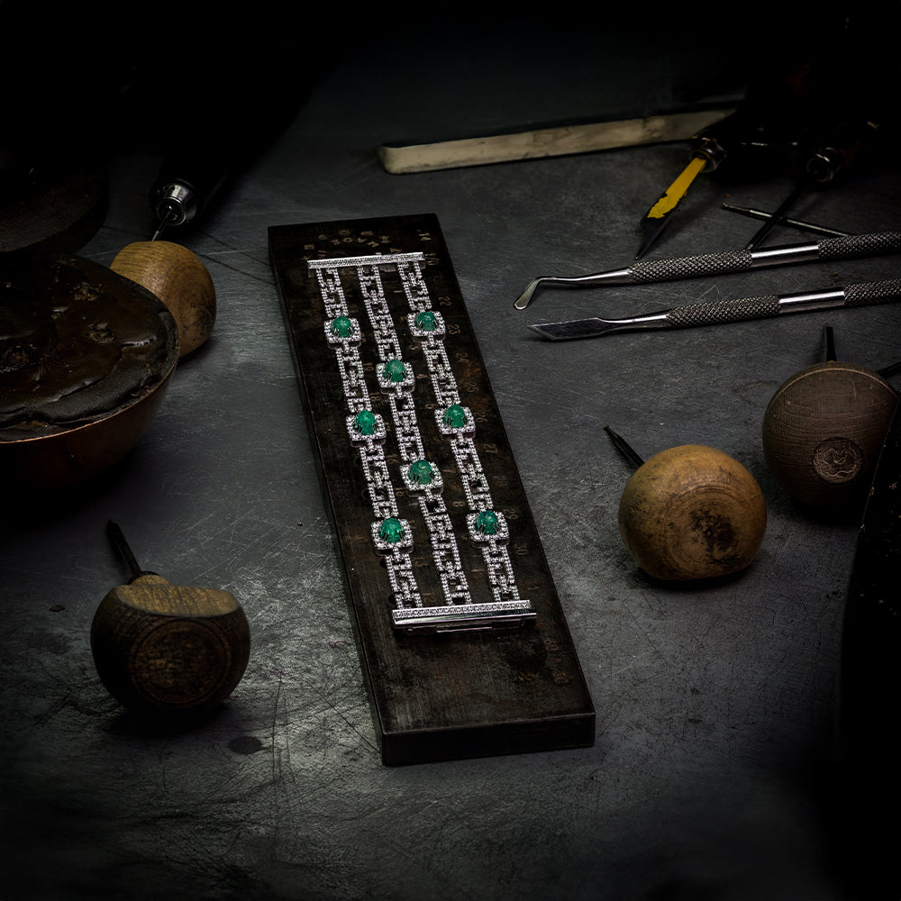 Pairing Emerald Rings with Other Jewelry