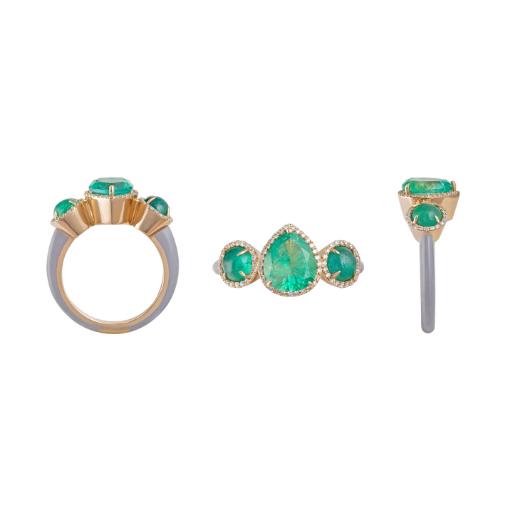 Eye Candy Ring in 18K yellow gold with VS-G diamonds, Emerald stone