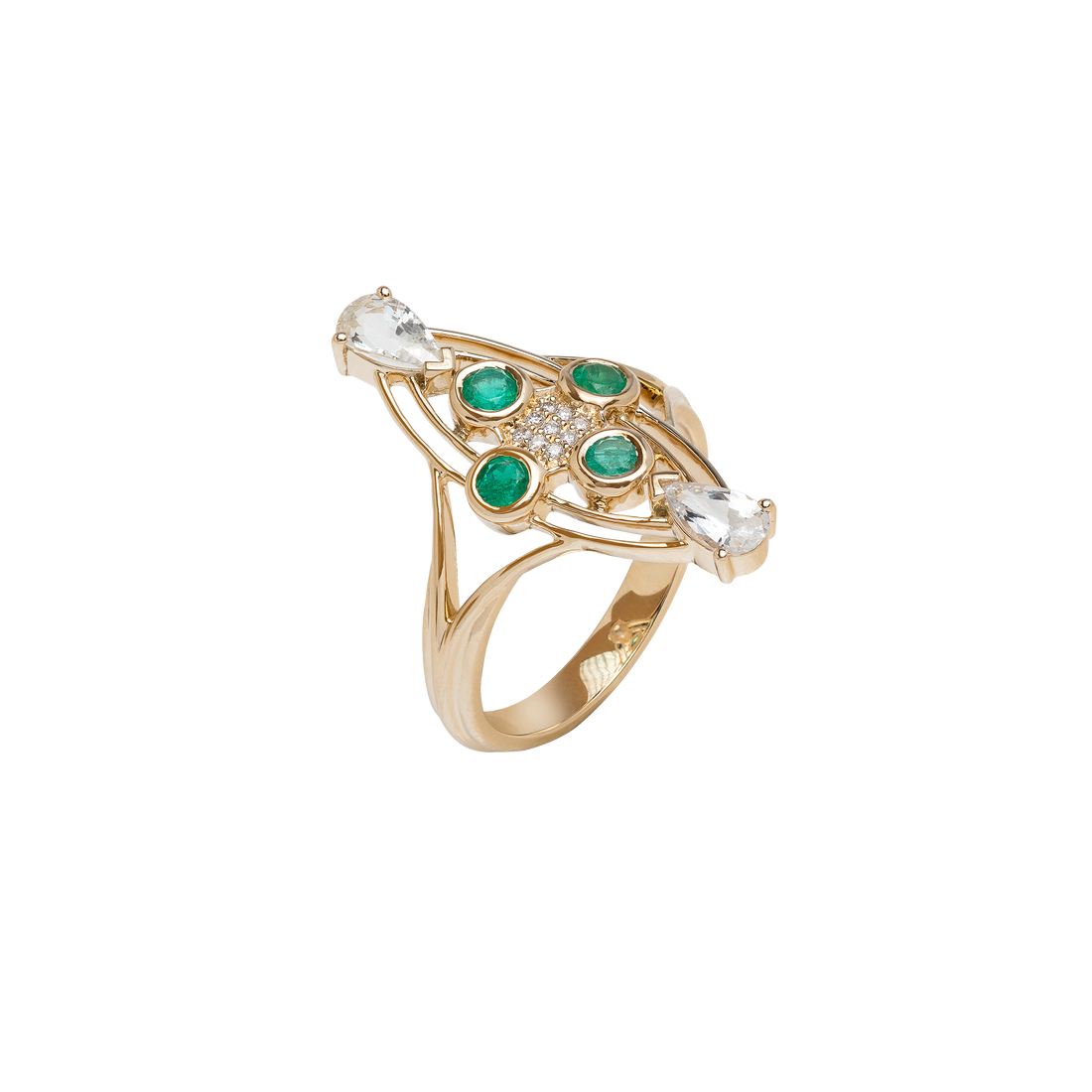 Ring in 18K yellow gold with VS-G diamonds and Emerald stone