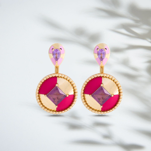 The Kind of Gold Earrings You Can Only Find in Dubai