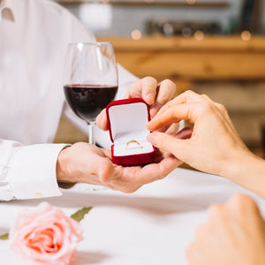 The Do’s and Don’ts of Buying a Custom Engagement Ring in Dubai