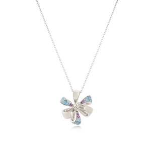 Why Collectors Are Turning to Dubai for Rare 18K White Gold Pendant Designs