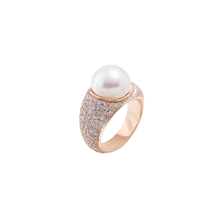 Ring in 18K yellow gold with VS-G diamonds and  White Pearl