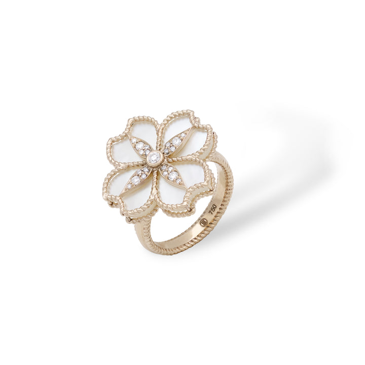 Mallow Flower Ring In 18K Rose Gold With VS-G Diamonds And MOP Stone