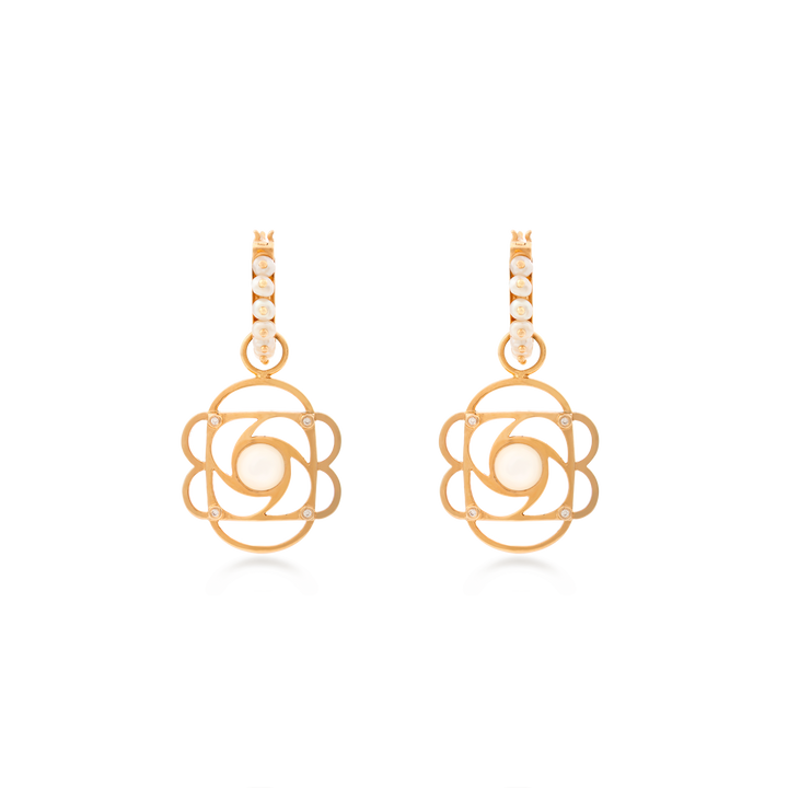 La Vie En Rose Inspiring  18K Yellow Gold and VS-G Diamonds Earrings