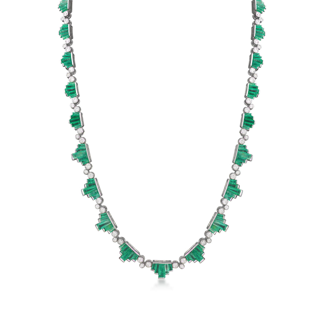 Emerald Necklace In 18K White Gold With VS-G Diamonds And Emerald Stones