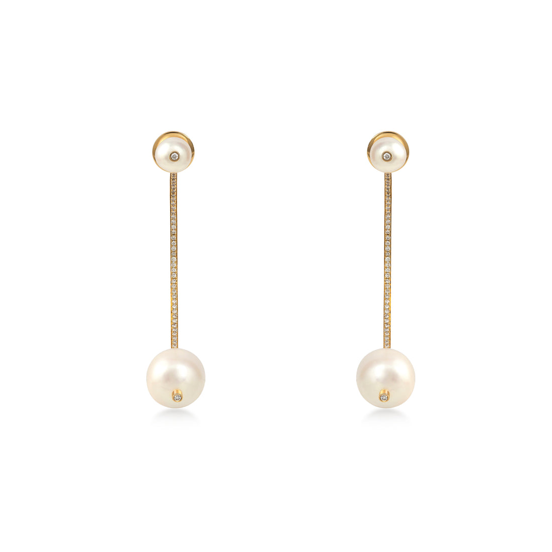 Pearl Earrings 18K yellow gold with VS-G diamonds and white