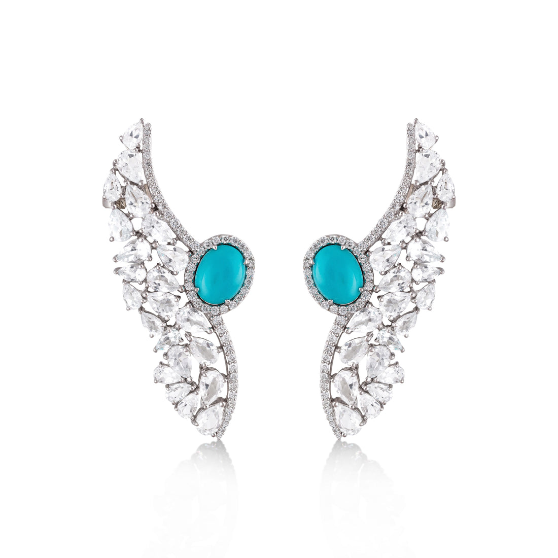 Earring in 18K white gold with VS-G Diamonds and Turquoise Stone